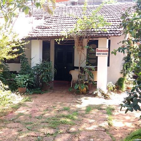 Rodrigues Guest House Calangute Exterior photo